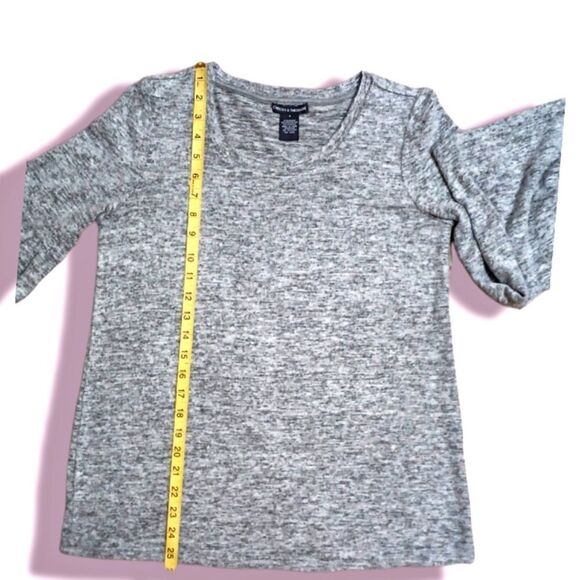 Chelsea & Theodore gray bell sleeve blouse - Picture 6 of 11